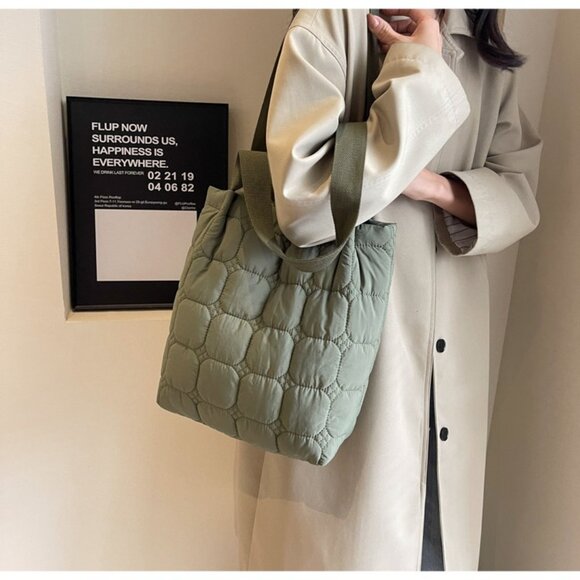 Lightweight Green Quilted Shoulder Bag - Picture 6 of 6